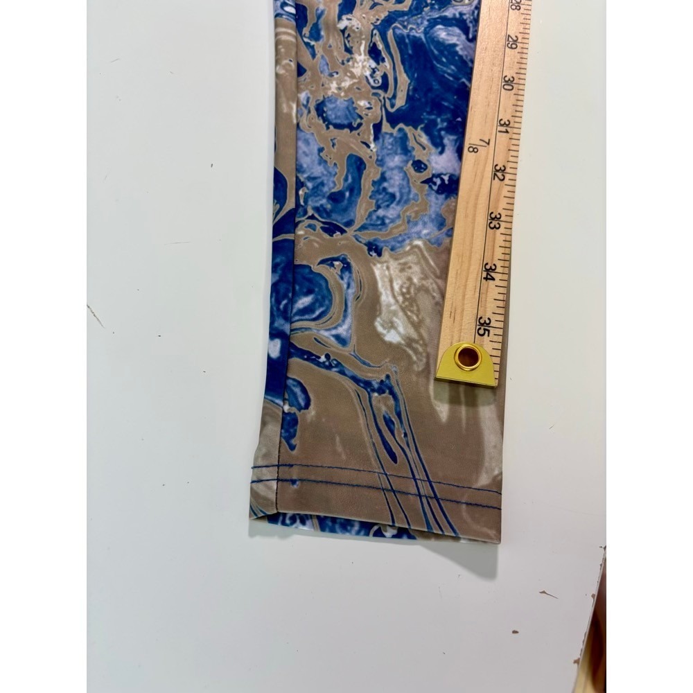 MLB‎ Milwaukee Brewers Marble Swirl Leggings Sz M Baseball Athleisure Comfy Gym - Picture 12 of 14